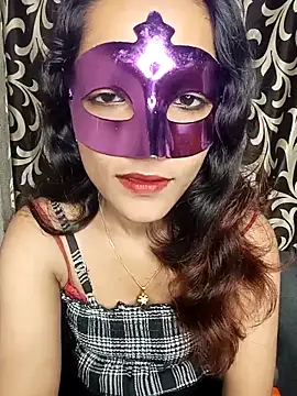 Snapshot of REVA_DARLING chatting on 10-19-25, 12:46 REVA DARLING online show from 10-19-25, 12:46