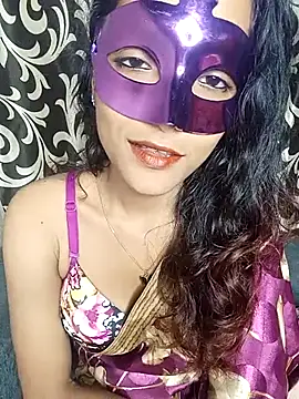 Snapshot of REVA_DARLING chatting on 09-20-25, 11:59 REVA DARLING online show from 09-20-25, 11:59