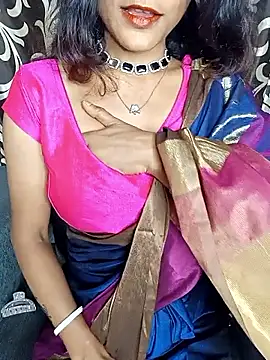 Snapshot of REVA_DARLING chatting on 09-15-25, 04:46 REVA DARLING online show from 09-15-25, 04:46