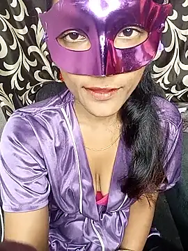 REVA DARLING online show from 12-21-25, 03:47