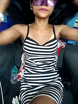 Snapshot of REVA_DARLING chatting on 03-17-25, 03:07 REVA DARLING online show from 03-17-25, 03:07