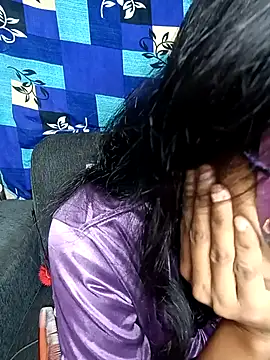 Snapshot of REVA_DARLING chatting on 03-05-25, 03:51 REVA DARLING online show from 03-05-25, 03:51