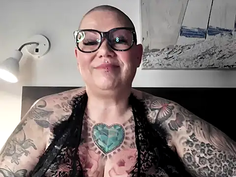 gepiercte nippel online show from 12-05-24, 04:28