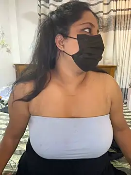 NOORA-GIRL online show from 03-12-26, 01:00