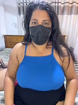 NOORA-GIRL online show from 03-13-26, 11:21