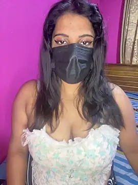 NOORA-GIRL online show from 10-21-25, 04:34