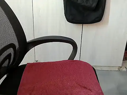 Destiny Desire online show from 12-04-25, 10:42