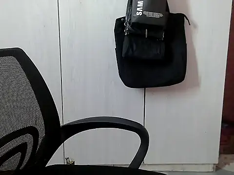 Destiny Desire online show from 11-12-25, 06:23