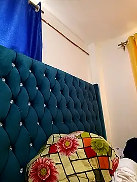 Licia harvin online show from 11-27-25, 06:58