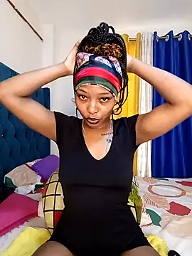 Licia harvin online show from 11-14-25, 05:11