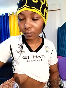 Licia harvin online show from 12-21-25, 09:11