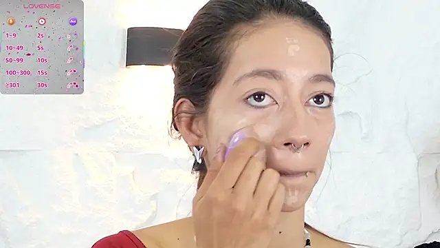 zorravioletta1 online show from 10-29-25, 12:15