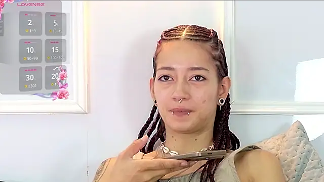 Snapshot of zorravioletta1 chatting on 05-13-26, 01:18 zorravioletta1 online show from 05-13-26, 01:18