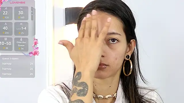 Snapshot of zorravioletta1 chatting on 04-22-26, 12:45 zorravioletta1 online show from 04-22-26, 12:45