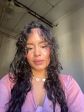 Snapshot of Marie_Rose chatting on 09-10-25, 06:18 Marie Rose online show from 09-10-25, 06:18