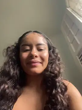 Snapshot of Marie_Rose chatting on 10-09-25, 03:45 Marie Rose online show from 10-09-25, 03:45