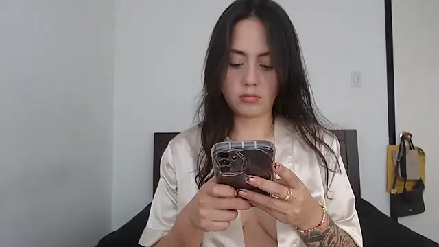 Snapshot of rebecca_collin chatting on 02-28-26, 08:30 rebecca collin online show from 02-28-26, 08:30