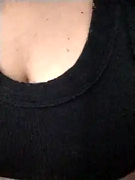 kBossgirls online show from 11-26-25, 11:43