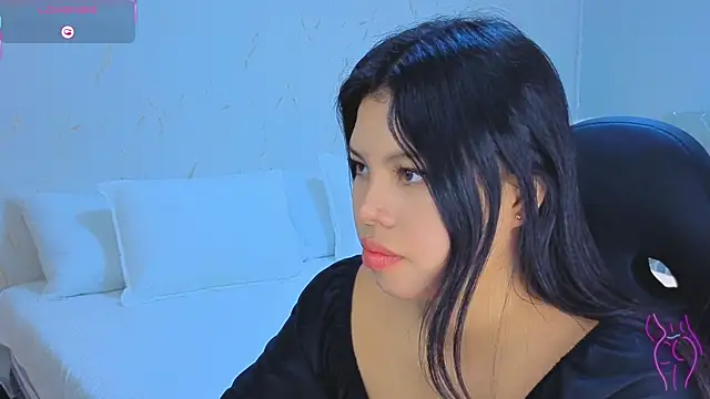 Snapshot of ISA__CUTEE chatting on 10-06-25, 03:29 ISA CUTEE online show from 10-06-25, 03:29