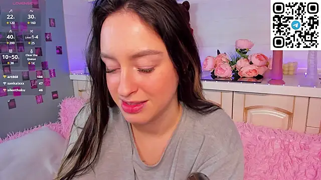 Snapshot of Kruela_Eva chatting on 03-07-25, 02:46 Kruela Eva online show from 03-07-25, 02:46