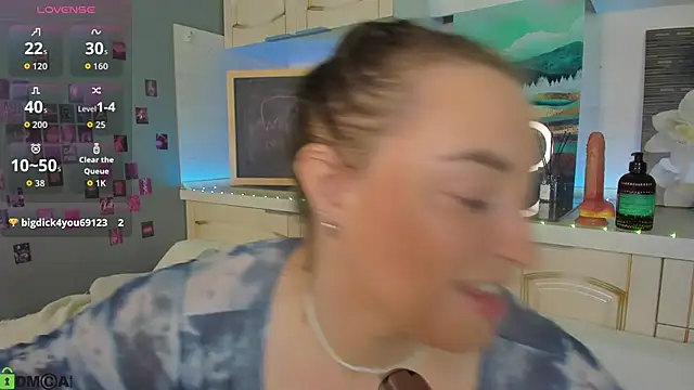 Kruela Eva online show from 12-14-25, 11:10