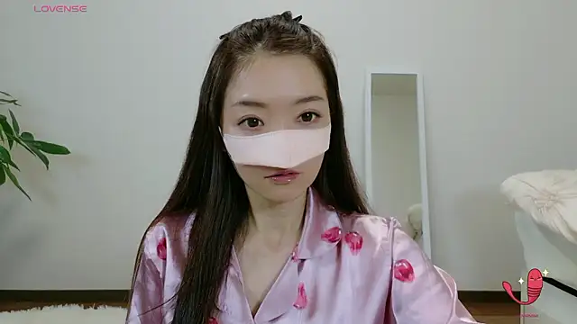 momochan88 online show from 04-19-26, 11:55