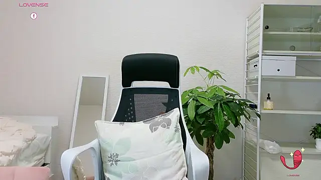 momochan88 online show from 05-24-26, 12:05
