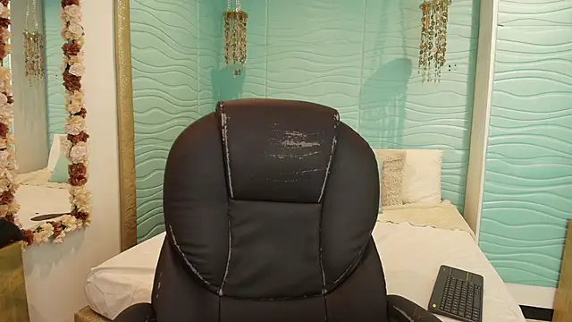 cherry chel online show from 03-28-26, 06:53