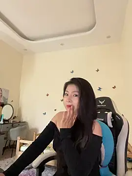 Snapshot of MiMi_0293 chatting on 05-06-26, 01:42 MiMi 0293 online show from 05-06-26, 01:42