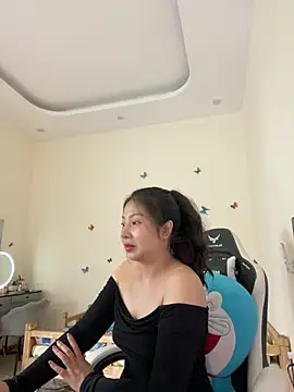 Snapshot of MiMi_0293 chatting on 05-07-26, 01:54 MiMi 0293 online show from 05-07-26, 01:54