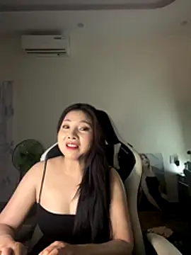 MiMi 0293 online show from 12-20-25, 01:36