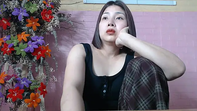 Snapshot of MiMi_0293 chatting on 03-22-25, 02:03 MiMi 0293 online show from 03-22-25, 02:03