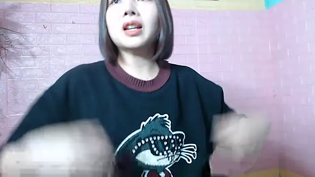 Snapshot of MiMi_0293 chatting on 03-15-25, 01:29 MiMi 0293 online show from 03-15-25, 01:29