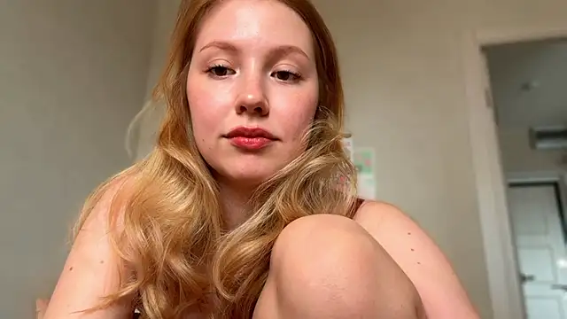 HoneyAudrey online show from 05-05-26, 02:47