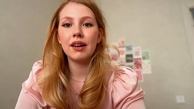 HoneyAudrey online show from 06-02-26, 02:22