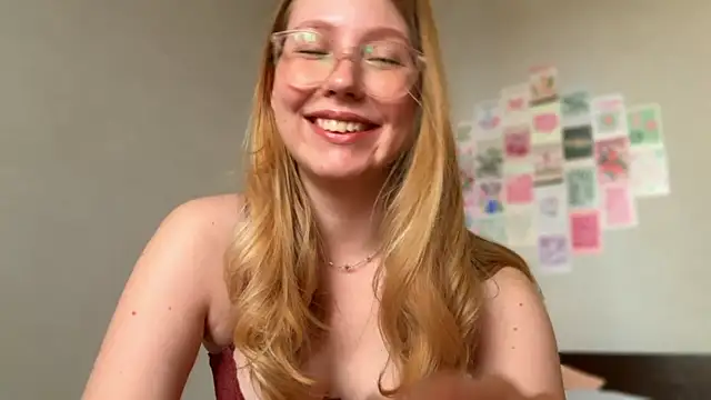 HoneyAudrey online show from 05-21-26, 02:31