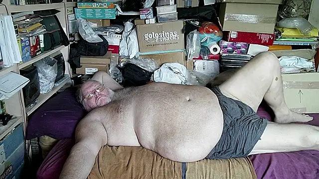 hadeszeuss2 online show from 11-01-25, 03:28