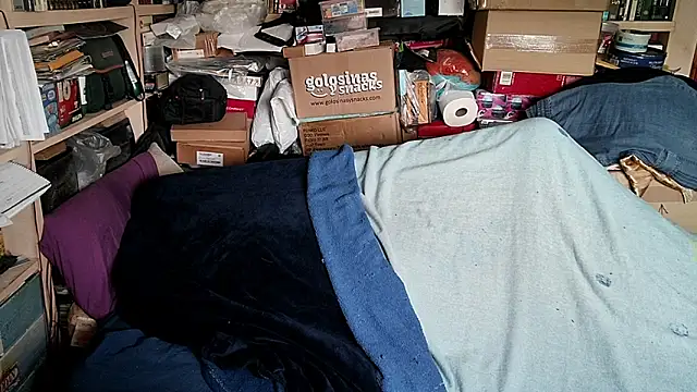 hadeszeuss2 online show from 02-10-26, 02:49