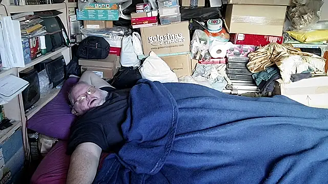 hadeszeuss2 online show from 12-01-25, 03:46