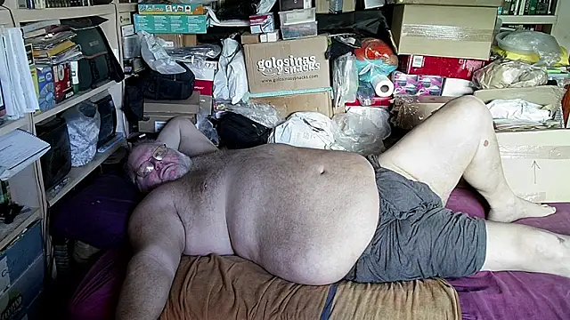 hadeszeuss2 online show from 10-30-25, 02:47