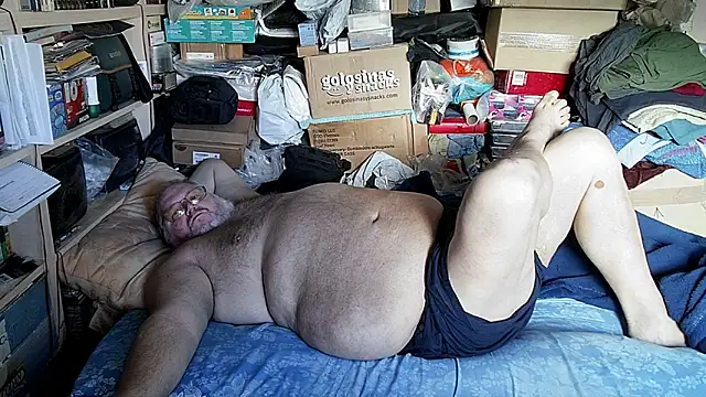 hadeszeuss2 online show from 11-26-25, 01:44