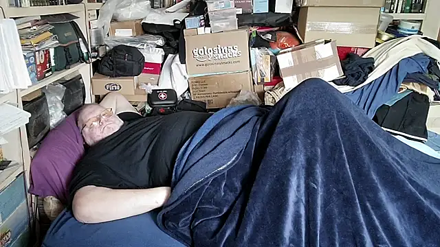 hadeszeuss2 online show from 03-04-26, 03:09