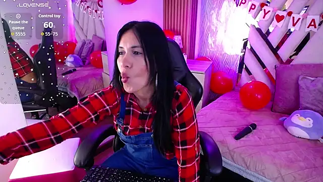 Camille jhonson online show from 02-13-26, 10:04