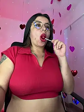 Snapshot of Devilsweet17 chatting on 02-14-25, 12:09 Devilsweet17 online show from 02-14-25, 12:09