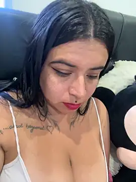 Devilsweet17 online show from 11-24-25, 10:32