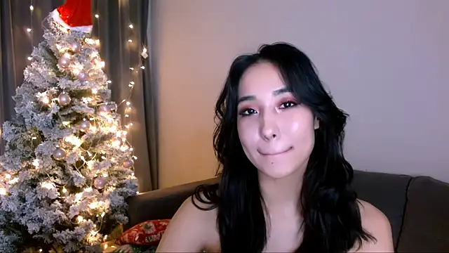 Snapshot of Li_noen chatting on 12-31-24, 04:35 Li noen online show from 12-31-24, 04:35