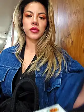 Karen San Miguel online show from 10-26-25, 08:09