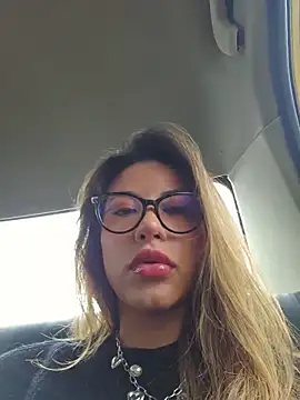 Karen San Miguel online show from 05-26-26, 02:37
