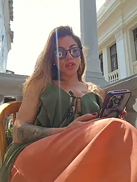 Karen San Miguel online show from 04-10-26, 07:21