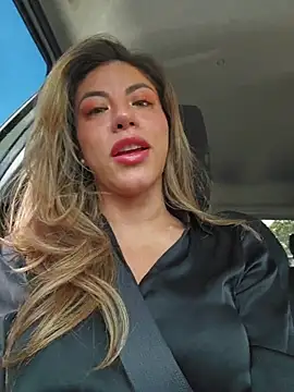 Karen San Miguel online show from 12-03-25, 03:44